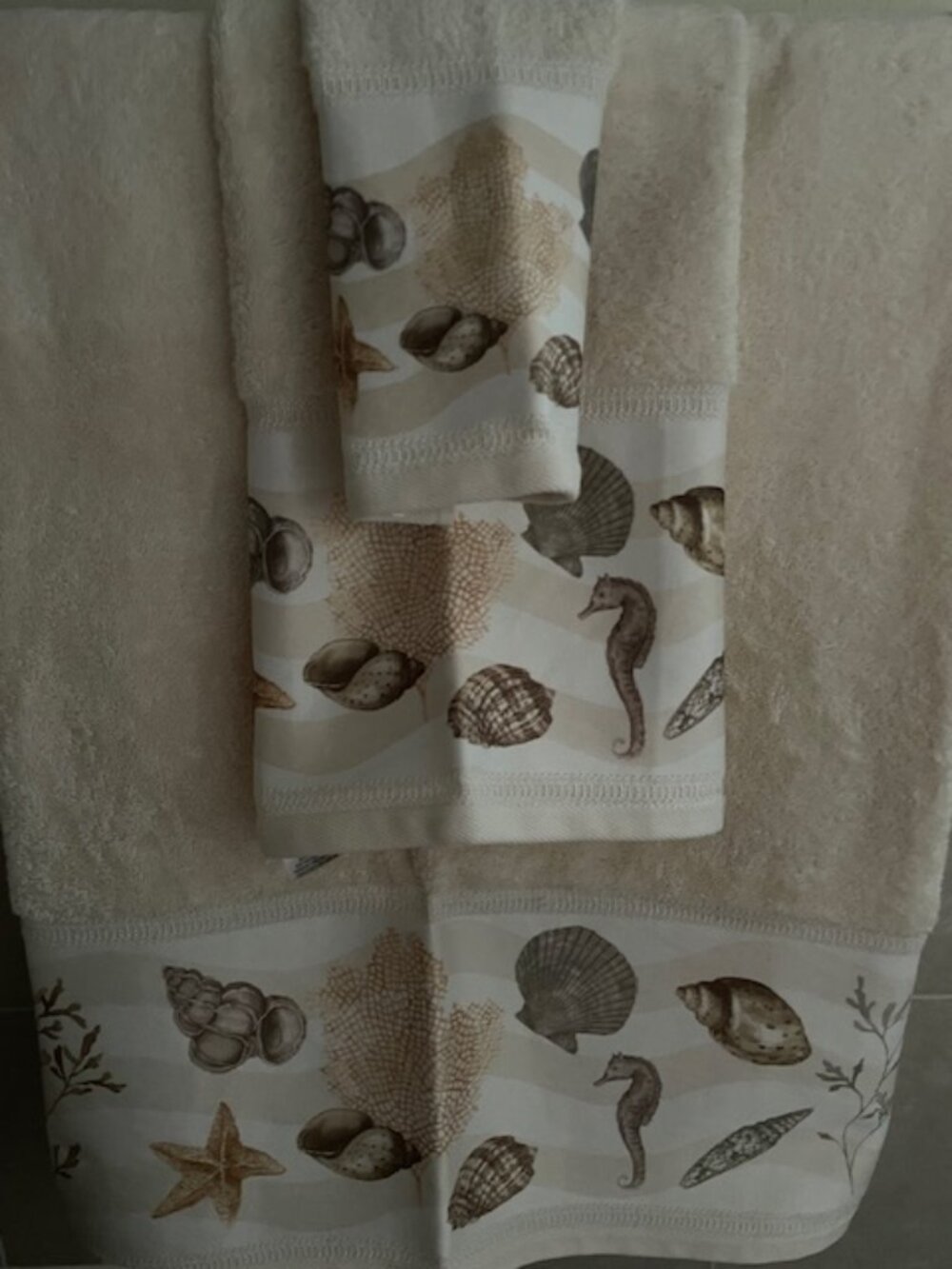 Croscill Seashell Bathroom Towels by Chapel Hill , Set/3.